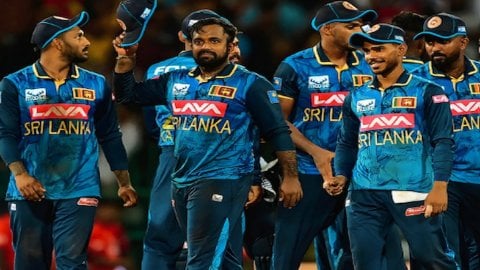 SL vs BAN, 1st T20I: Sri Lanka restricted Bangladesh by 154 runs SL vs BAN, 1st T20I: வங்கதேசத்தை 154 ரன்களில் சுருட்டியது இலங்கை!
