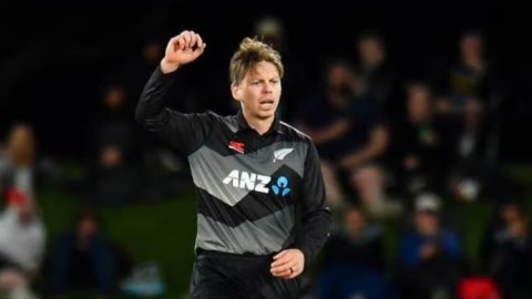 ZIM vs NZ: Bracewell To Replace Phillips For First Test Against Zimbabwe ZIM vs NZ: நியூசிலாந்து டெஸ்ட் அணியில் மைக்கேல் பிரேஸ்வெல் சேர்ப்பு!