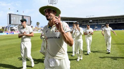 3rd Test: 27 रन पर ऑलआउट होकर वेस्टइंडीज ने टेस्ट क्रिकेट में बनाया शर्मनाक रिकॉर्ड, ऑस्ट्रेलिया की 