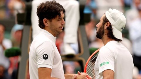 Wimbledon: Fritz reaches QF as Thompson retires injured