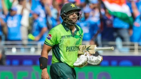 Yorkshire pick Imam-ul-Haq as replacement for Giakwad; Caleb Jewell re-signs with Derbyshire
