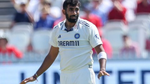 You would want the world's best bowler 'Bumrah' to play crucial fourth Test, says Dasgupta