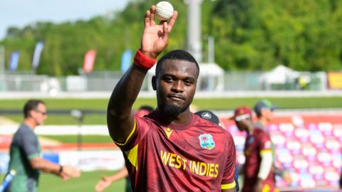 West indies pacer Jayden Seales creates history in third odi vs pakistan WI vs PAK: Jayden Seales ने तोड़ा डेल स्टेन का महारिकॉर्ड, ऐसा करने वाले वेस्टइंडीज के पहले गेंदबाज