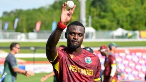 West indies pacer Jayden Seales creates history in third odi vs pakistan வெஸ்ட் இண்டீஸுக்காக வரலாற்று சாதனை படைத்த ஜெய்டன் சீல்ஸ்!