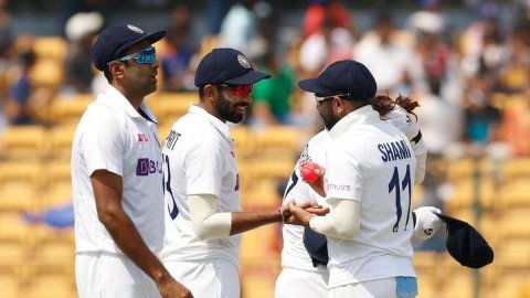 Lockie Ferguson Picks All Time Top 5 Test Bowlers Includes Wasim And Akhtar ஆல் டைம் சிறந்த 5 டெஸ்ட் பந்து வீச்சாளர்களை தேர்வு செய்த ஃபேர்குசன்!