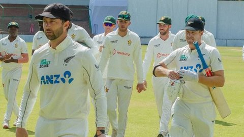 NZ vs ZIM 2nd Test: कॉनवे-निकोल्स-रविंद्र के शतक, न्यूज़ीलैंड ने दूसरे दिन 600 रन का स्कोर पार कर बन
