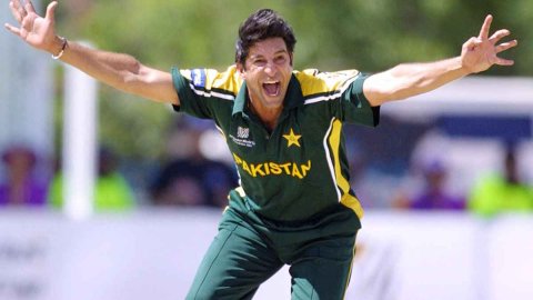 ODI में सबसे ज्यादा गेंद डालने वाले टॉप 5 गेंदबाज, एक नाम है चौंकाने वाला