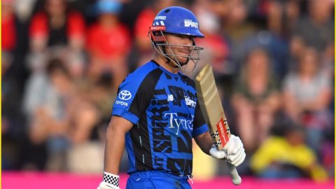 David Warner के पास इतिहास रचने का मौका, तोड़ सकते हैं Shoaib Malik का सबसे बड़ा रिकॉर्ड