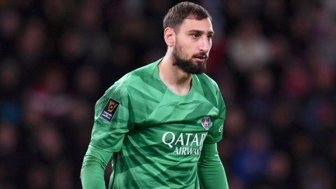 Donnarumma's agent slams PSG for showing ‘zero respect’ by axing goalkeeper from squad