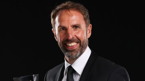 Ex-England coach Southgate, USWNT manager Hayes get PFA Merit Award