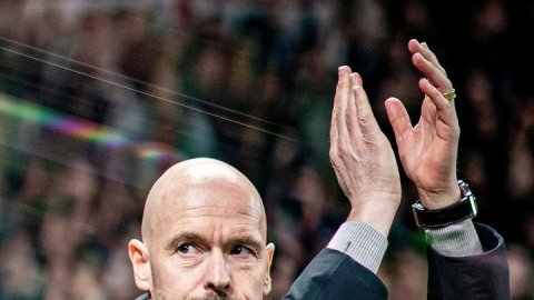 Former United coach Ten Hag struggles with Leverkusen's complete relaunch