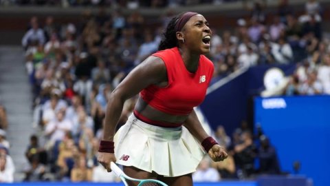 Gauff, Osaka cruise into US Open second round