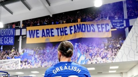 Grealish reveals Rooney, Gascoigne inspiration behind selecting no.18 shirt at Everton