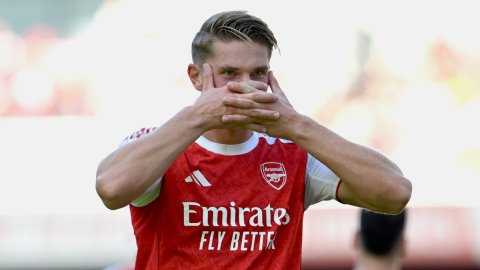 ‘He will destroy you if..’: Arteta sings praises for Gyokeres after debut goal