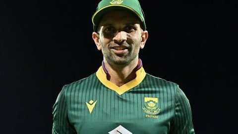 Maharaj five-for leads South Africa to their biggest ODI win over Australia