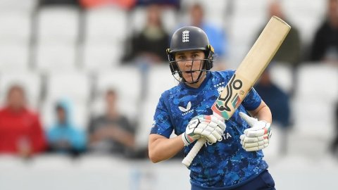 Nat Sciver-Brunt reflects on Kate Cross' omission ahead of Women’s World Cup 2025