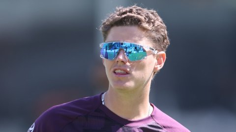 'Picked players who've been playing no cricket': Vaughan slams Bethell's inclusion for 5th Test