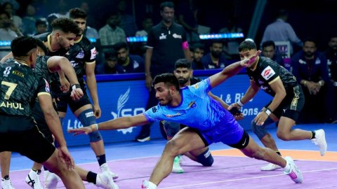 PKL 12: Devank Dalal leads way for Bengal Warriorz with statement win over Haryana Steelers