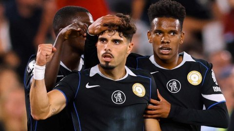 PL: Chelsea crush West Ham 5-1 in dominant derby display