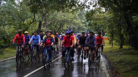 Raksha Khadse and Jackie Shroff inspire citizens at Sundays on Cycle in Mumbai