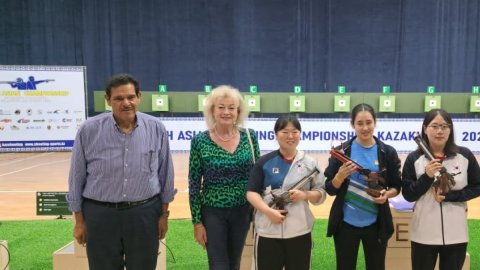 Rashmika’s gold after Manu’s bronze lights up the day for India at Asian Shooting Championship (Ld)