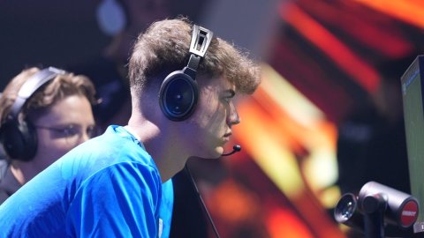 S8UL’s Jonny storms into EAFC playoffs at Esports World Cup 2025