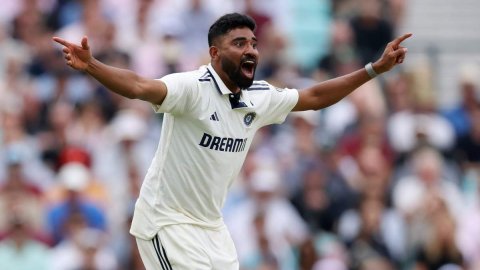 Mohammed Siraj ने 4 विकेट झटककर रच डाला इतिहास, तोड़ा सचिन तेंदुलकर का रिकॉर्ड