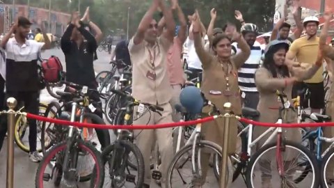 Special edition of 'Fit India-Sundays on Cycle' held at JLN Stadium today