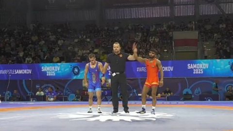 Sumit Malik storms into U20 World Wrestling Championships final in Samokov