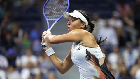 US Open: Pegula, Paolini, Azarenka advance to second round with solid wins