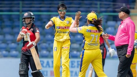 WDPL 2025: Nidhi Mahto’s five-for powers Central Delhi Queens to a big win against East Delhi Riders