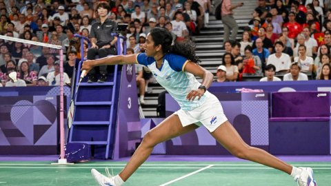 World Championship: Sindhu makes confident start with win over Nalbantova