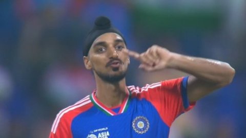 Arshdeep Singh ने T20I में पूरा किया अनोखा शतक, ऐसा करने वाले भारत के पहले क्रिकेटर बने