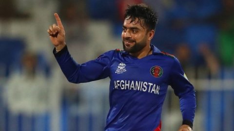 एशिया कप टी20 में अब राशिद खान का जलवा, भुवनेश्वर कुमार को पिछे छोड़ बने नंबर-1 विकेट टेकर