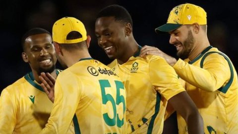 ENG vs SA: 5 ओवर में इंग्लैंड लक्ष्य नहीं कर पाई चेज, साउथ अफ्रीका ने पहले T20I में किया कमाल