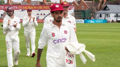 युजवेंद्र चहल ने बीच सीजन छोड़ा काउंटी क्रिकेट में अपनी टीम नॉर्थम्पटनशायर का साथ, निजी कारणों से लौ