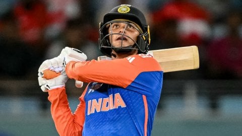 Asia Cup 2025: अभिषेक शर्मा ने तोड़ा ‘गुरु’ युवराज सिंह का रिकॉर्ड, रोहित और जयसूर्या को पछाड़कर बने