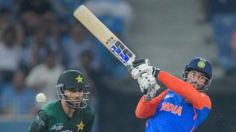 Asia Cup: Cricketers, politicians hail team India after record ninth title win