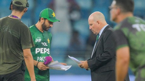 Asia Cup: Rauf, Shah in for Pakistan as UAE elect to field in must-win match