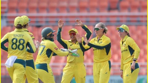 भारत के खिलाफ धीमी ओवर गति के लिए ऑस्ट्रेलियाई महिला टीम पर जुर्माना