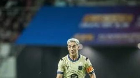 Barca midfielder Gavi out for 4-5 months after knee surgery