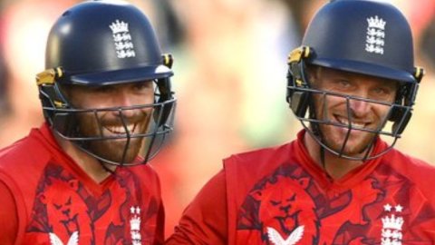 304 रन पर 2 विकेट, इंग्लैंड क्रिकेट टीम ने बनाया अनोखा T20I World Record,दुनिया की पहली टीम बनी