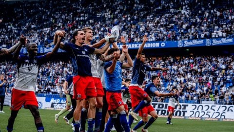 Football: Stefan Kuntz urges humility as Hamburg marks first win of Bundesliga season