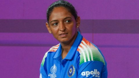 Womens World Cup: हरमनप्रीत कौर ने भरी हुंकार, बोलीं- 'हमारे पास वर्ल्ड कप जीतने का शानदार मौका' Womens World Cup: हरमनप्रीत कौर ने भरी हुंकार, बोलीं- 'हमारे पास वर्ल्ड कप जीतने का शानदार मौका'