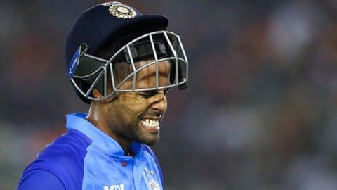 'अगर SKY ने एशिया कप नहीं जीता तो कप्तानी चली जाएगी', EX इंग्लिश क्रिकेटर के बयान से हिल गए फैंस