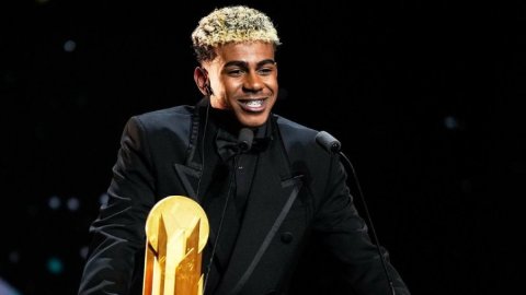 बैलन डी'ओर जीतने के लिए इंतजार करने को तैयार हूं : लामिन यामल 