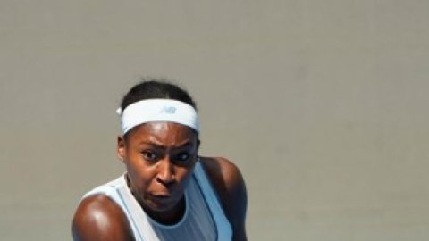 चाइना ओपन 2025 : गत चैंपियन कोको गॉफ दूसरे दौर में पहुंची 