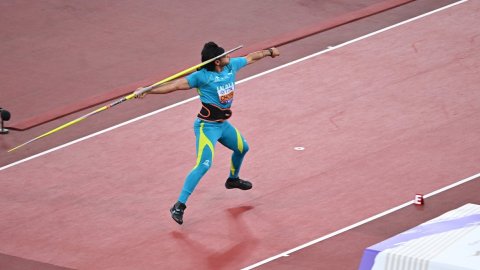 विश्व एथलेटिक्स चैंपियनशिप : नीरज चोपड़ा ने पहले ही प्रयास में फाइनल के लिए किया क्वालीफाई 