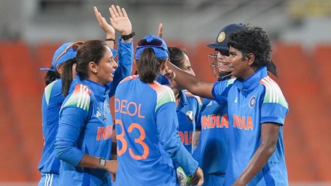 IN-W vs AU-W, 2nd ODI: ஸ்மிருதி மந்தனா அபார சதம்; ஆஸியை பந்தாடியது இந்தியா!