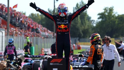 Italian GP: Verstappen wins as McLaren secure double podium
